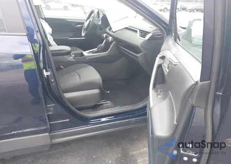 2021 Toyota Rav4 Xle z USA, uszkodzony, nr VIN 2T3W1RFV7MW148100